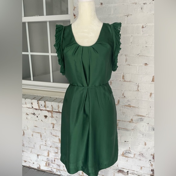 Marc Jacobs Dresses & Skirts - Marc Jacobs green silk dress